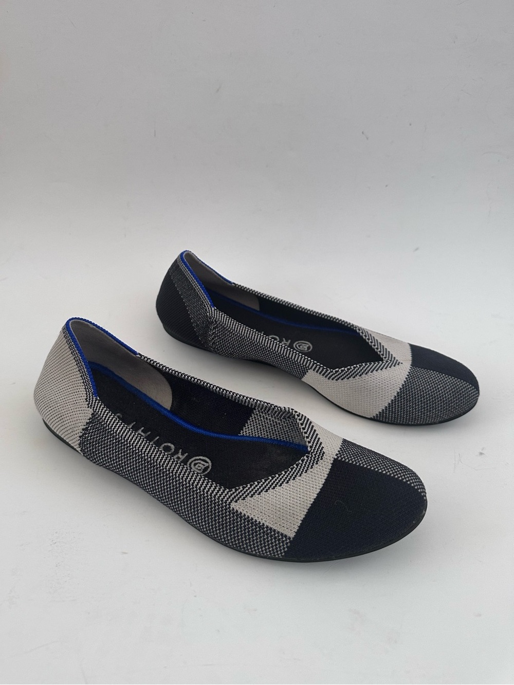Rothy’s Black And White Herringbone Round Toe Flats Size 8.5